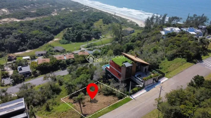 Lote de 525 m² no Loteamento Mirantes, em Garopaba