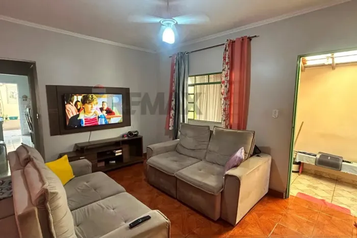 Casa a venda com 2 quartos no Recanto dos Colibris em Cosmópolis SP