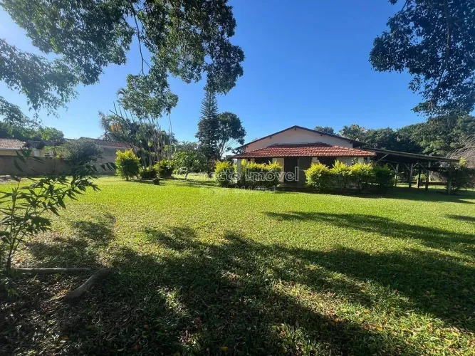 Chácara com 5.000 m² em meio à natureza em Santo Antônio de Posse, ideal para morar, inves