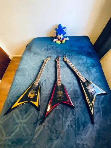 ALEXI LAIHO EDWARDS - ARROW HEAD/ PINK SAWTOOTH/ SAWTOOTH