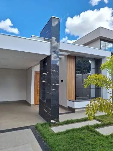 Morada do Sol - lote de 360 m², com 183 m² de área construída