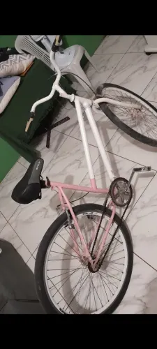 2 bicicletas de passeio aro 26 1 com marcha 1 sem