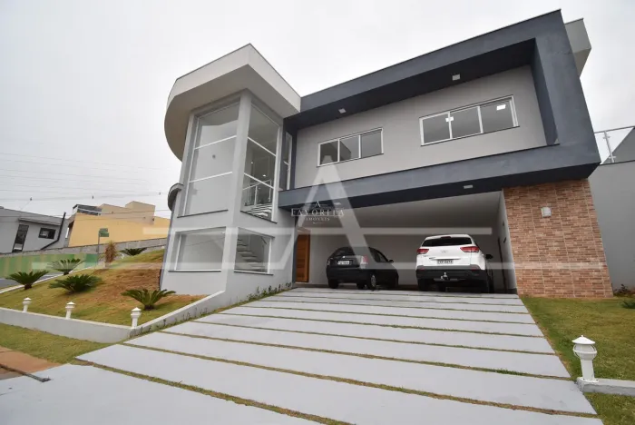 Seu Novo Lar no Villa Real de Bragança: Casa com 3 Suítes em Condomínio Fechado