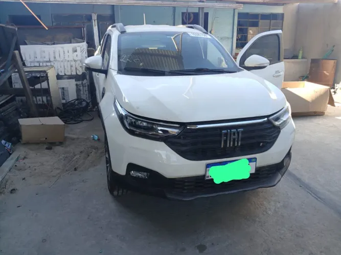 Fiat Strada Volcano 1.3 Flex 8V CD Aut. 2023