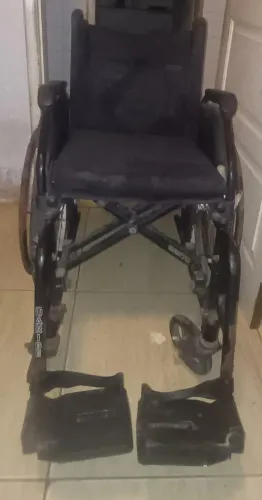 Cadeira de rodas Jaguaribe