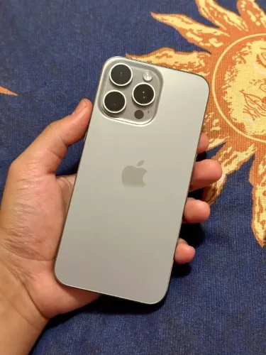 Vendo iPhone 15 Pro Max 256gb Bateria 83% Seminovos original