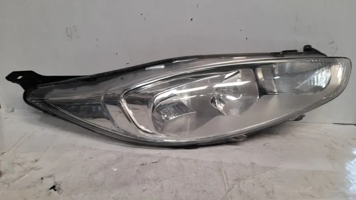 Farol New fiesta 2014 2015 2016 direito 