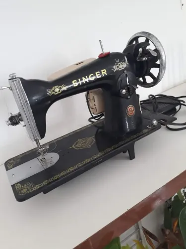 Máquina de costura Antiguidade