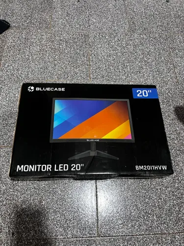 Vendo dois monitores 20 polegadas