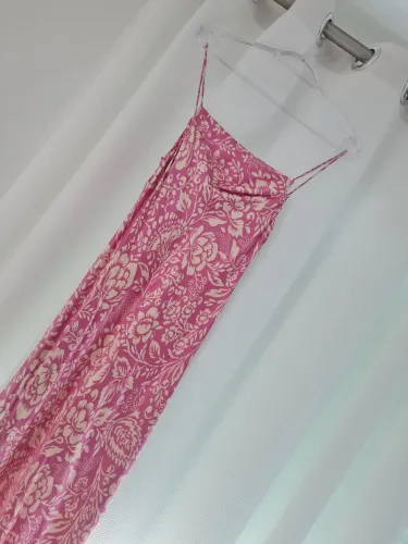 Vendo vestido cetim Zara novo com etiqueta