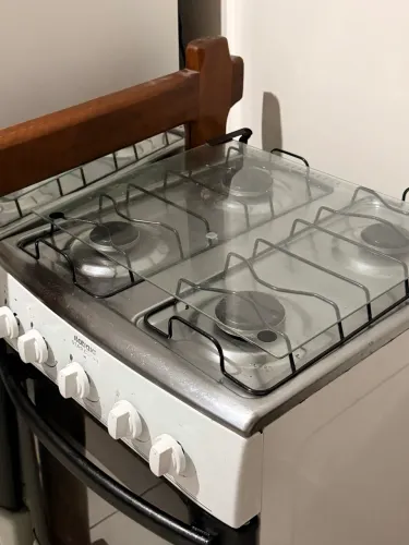 Fogão Itatiaia 4 bocas com forno
