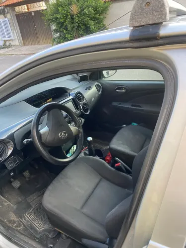 Toyota Etios X Sedan 1.5 Flex 16V 4P Mec. 2014