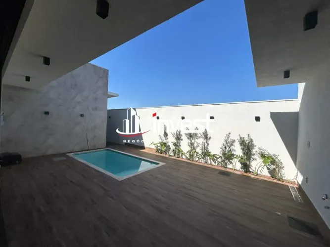 Excelente casa em condomínio fechado !
