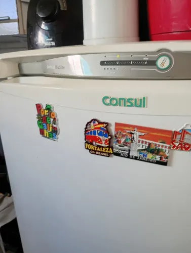 Geladeira Consul Frost Free.