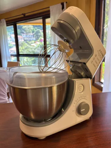 Batedeira Planetária Arno Deluxe com Tigela Inox e Acessórios