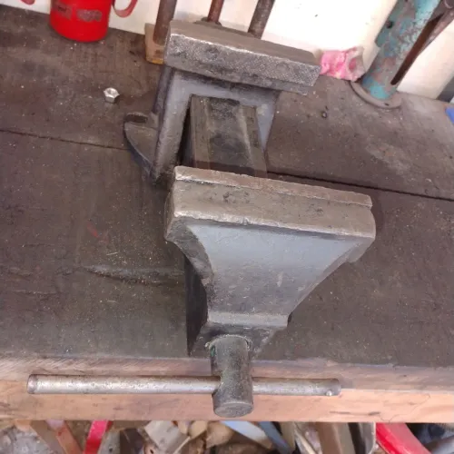 Morsa torno de bancada somar número 6"