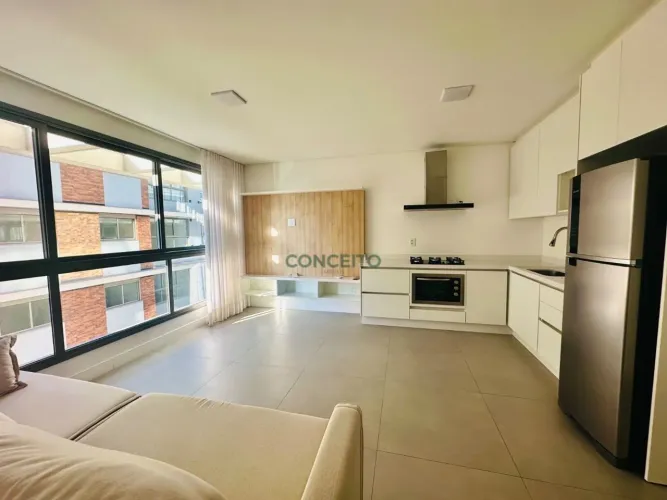 Apartamento para Locação 1 Dormitório, 42M², mobiliado, no Bairro Estreito - Florianópolis