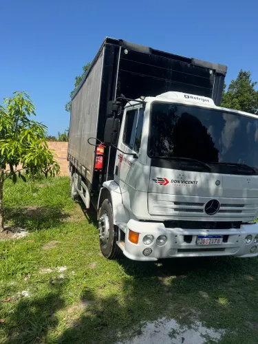 Caminhão MB 1215c