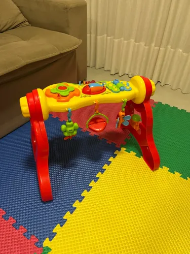 Mobile de atividades bebê