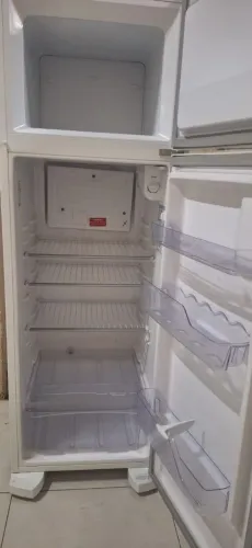 Geladeira duplex Electrolux DC35A 260L