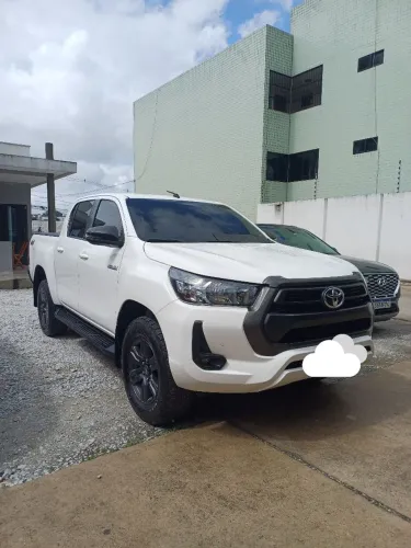Toyota Hilux CD SR 4X4 2.8 TDI Diesel Aut. 2024