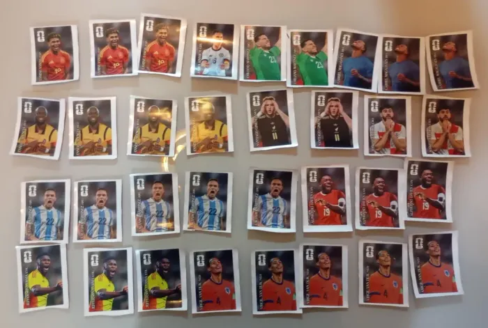Figurinhas coca 3,00 a unidade