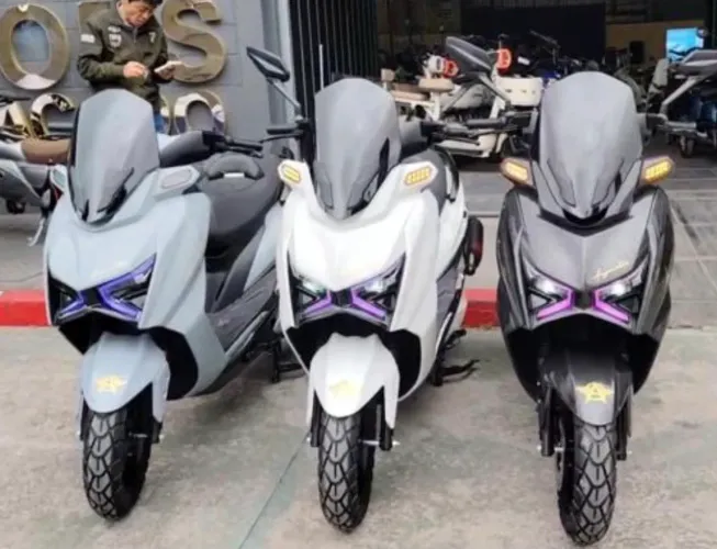 Scooter elétrica