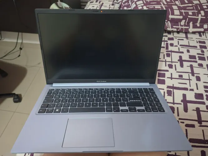 Vendo notebook ASUS Vivobook