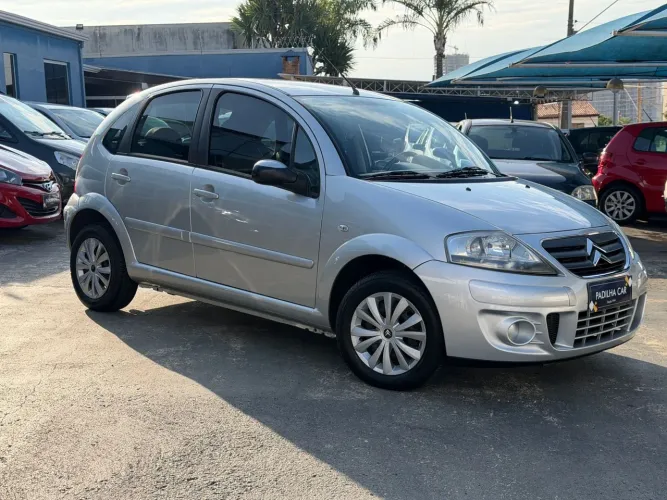 Citroen C3 GLX 1.4/ GLX Sonora 1.4 Flex 8V 5P 2010