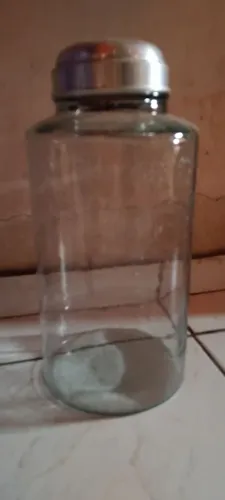 Vasos de porcelana e vidro