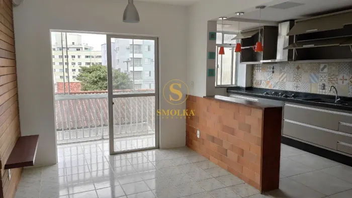 Apartamento semi mobiliado