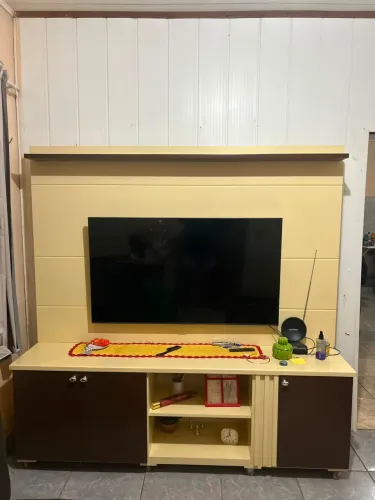 Painel com rack