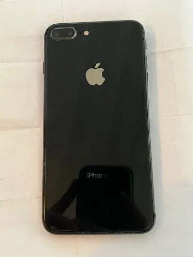 iPhone 8 Plus 64GB - funcionando - para conserto