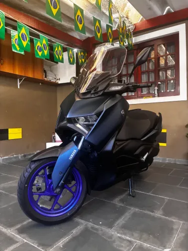 Vendo Xmax 250 2025 estado de Zero Única Dona