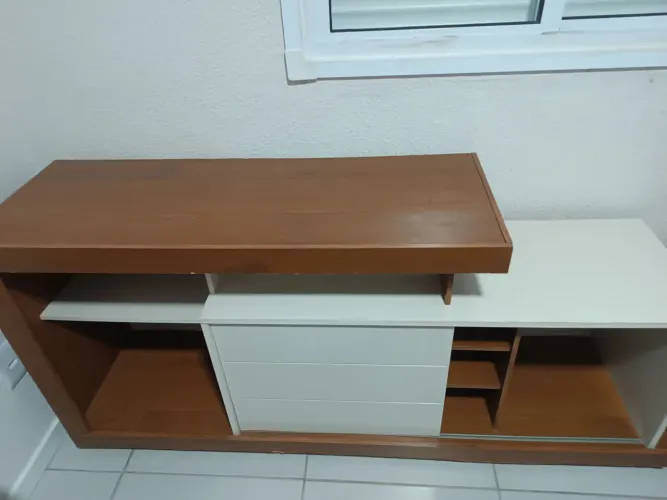 VENDO RACK COM RODINHAS PARA TV