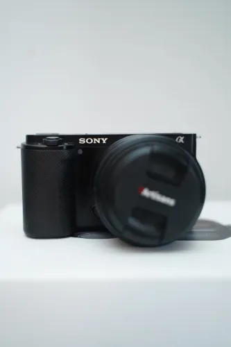 Sony zve10 + Lente 27mm 