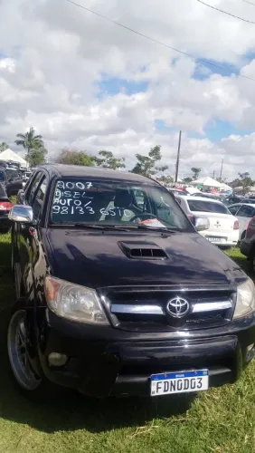 Hilux Toyota