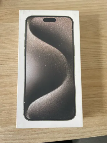 Caixa iPhone 15 Pro Max