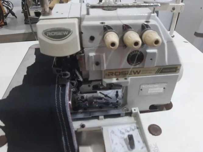 Overloque industrial Direct-drive