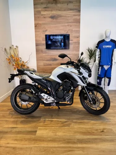 - Nova Yamaha FZ25 ABS Connect 2026