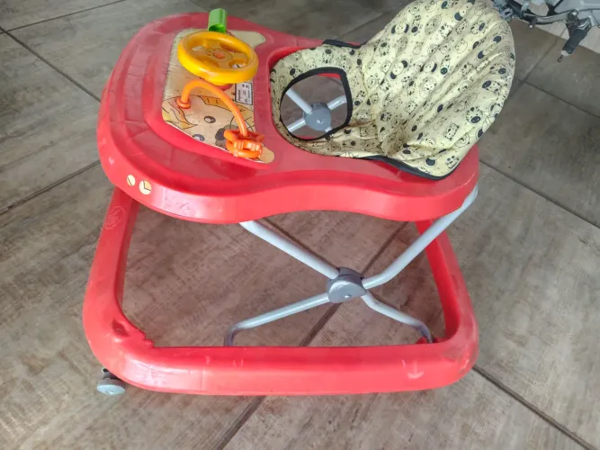 Andador de bebê