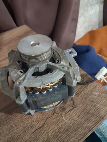 Motor de máquina de lavar consul
