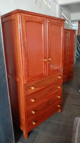 Guarda roupa de solteiro madeira macacauba entrego *