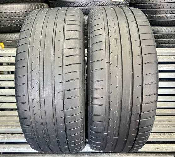 Par de Pneus 245/45/20 Michelin Pilot Sport 4 / Pneu 245/45R20 Michelin