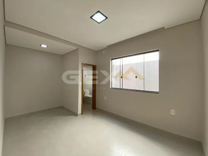Casa à Venda com 03 Quartos no Bairro Belvedere em Divinópolis MG.