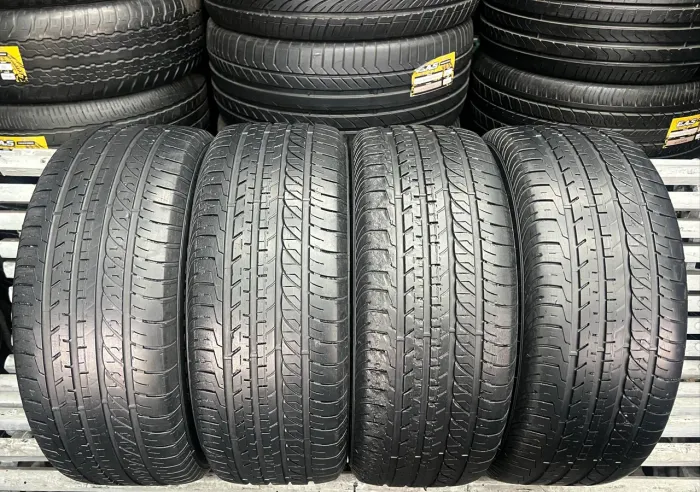 Jogo de Pneus 215/55/16 Goodyear EfficientGrip / Pneu 215/55R16 Goodyear 