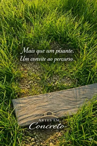 PISANTE DE CONCRETO TEXTURA MADEIRA 
