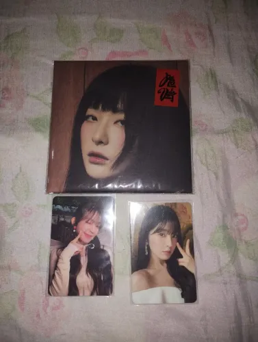 (RESERVADO) Red Velvet - Chill Kill Poster Seulgi com Photocard 