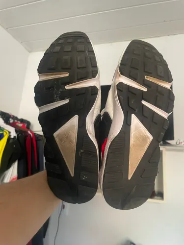 air haruache size 10