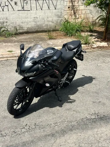 Yamaha R15 2026 | Apenas 1.200 km | Estado de Nova.